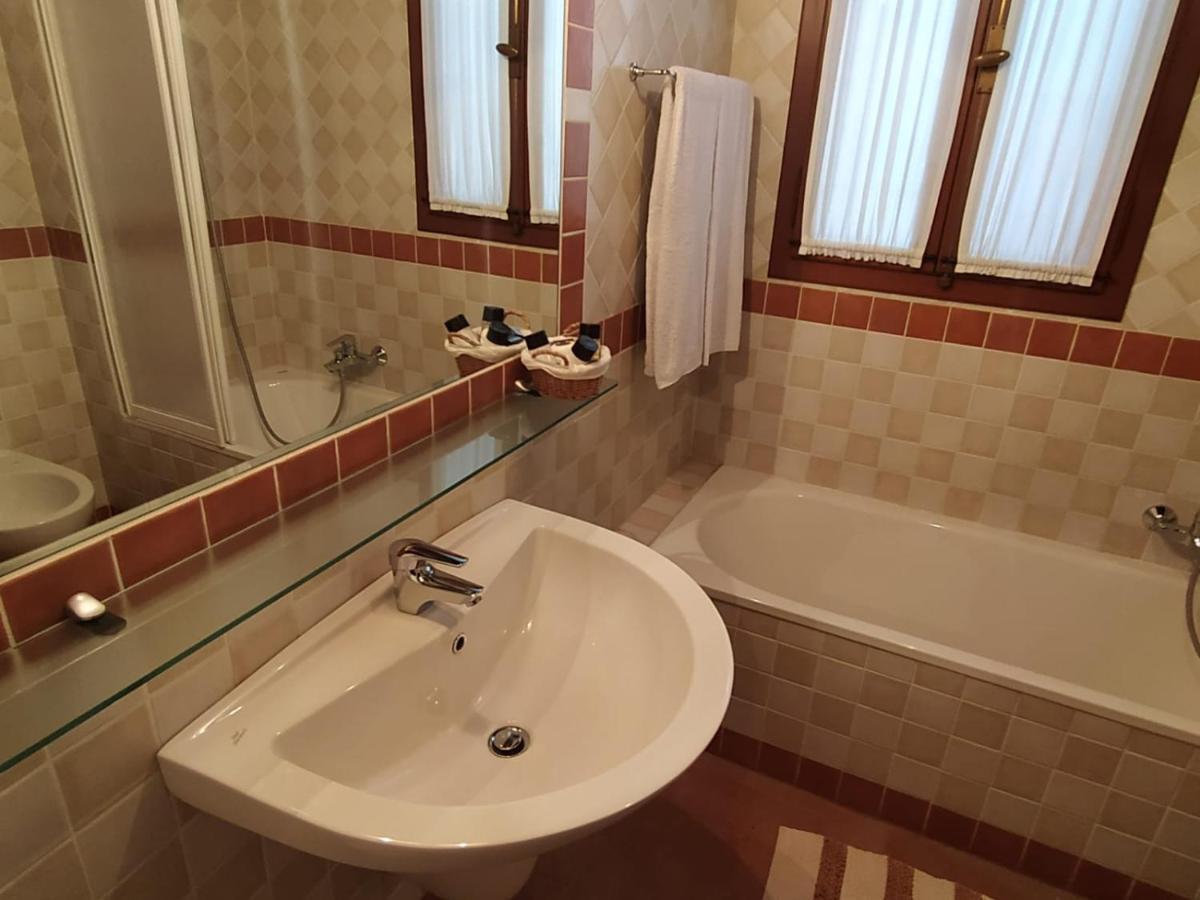 Bed and Breakfast Tenuta Le Risare Campo San Martino Екстер'єр фото